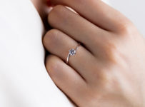Soutěž o prstenem Bisaku C23 v bílém 14 karátovém zlatě s diamantem v hodnotě 15 000 Kč!