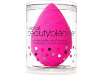 Vyhrajte Beautyblender - růžový zázrak na aplikaci maku-upu a korektoru