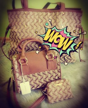 Soutěž o set kabelek a peněženky