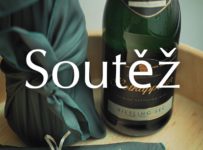 Soutěž o 5 balíčků Rotkäppchen Riesling Sec a exkluzivní jemný šátek