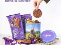 Soutěžíme o 10 dóz s motivem medvědice Mama Bear a sušenky Milka Cookie Sensation k tomu.