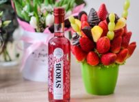 Soutěž o ovocnou kytici Z lásky Frutiko a nový Kitl Syrob Růžový květ