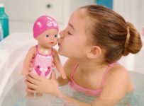 Vyhrajte pro svojí holčičku BABY born My First Plaváček