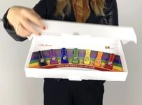 Soutěž o tři balíčky s barevnou edicí laků Insta Dri x Pride
